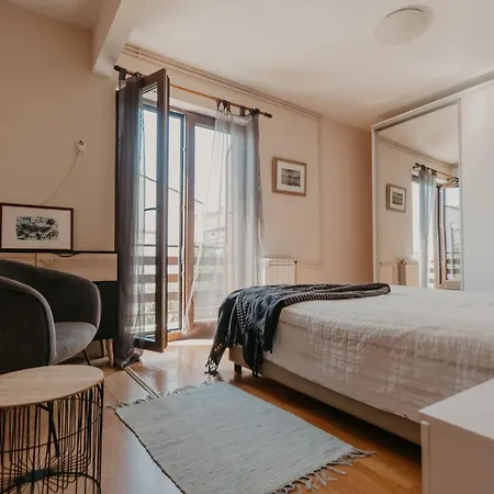 Ivana Apartman *
