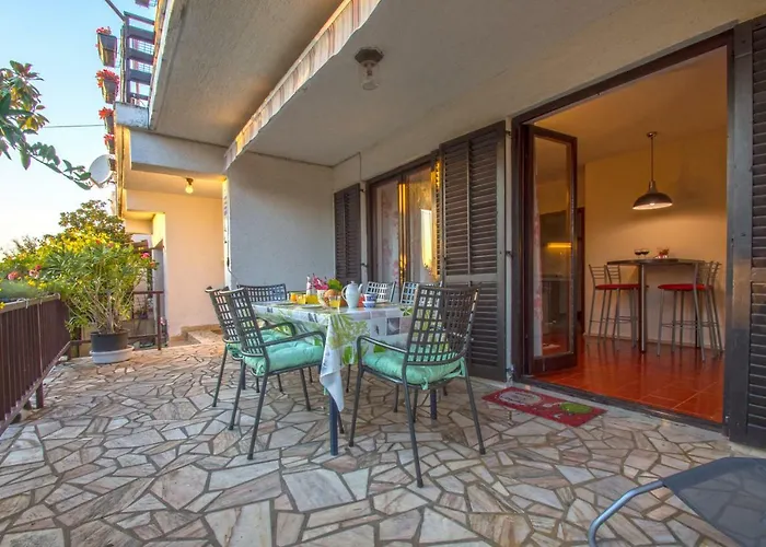 Ivana Appartement *